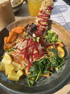 Udon Bowl  at CHAM - the vegan kitchen in Hannover