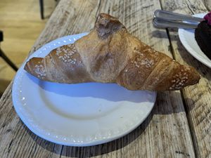 Apricot croissant #Veganuary at Lu-Ma Cafe in South West London