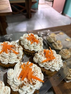 cupcakes veganos at El Bajón Vegano in Playa Del Carmen