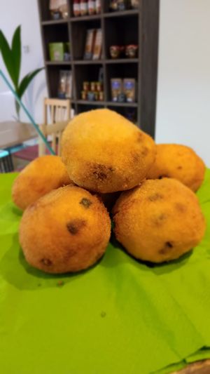 Arancini Siciliani Vegan at Vegetal Food by Grace in Antwerpen