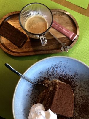 Espresso und Tiramisu zum Abschluss   at Vegetal Food by Grace in Antwerpen