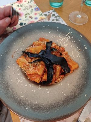 Pasta con le melanzane at Vegetal Food by Grace in Antwerpen