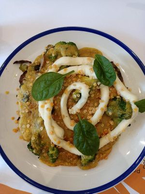Omelette with mushrooms & broccoli at GNOU in Athens