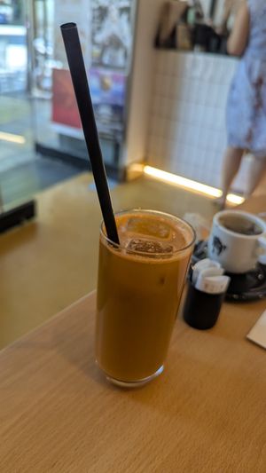 Creamy carrot juice at GNOU in Athens