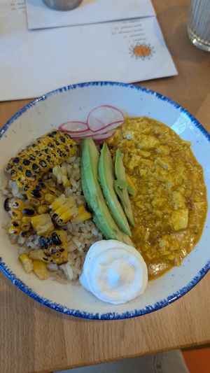 Tofu scramble at GNOU in Athens