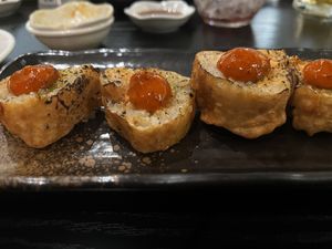 Crunchy dynamite roll  at Rice in Los Angeles