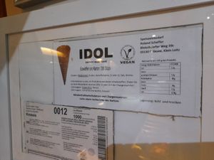 Waffles labeled vegan at Eis Café Dolce Vita in Kappelrodeck