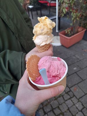 Strawberry, Raspberry, Mango and Clementine Ice Cream at Eis Café Dolce Vita in Kappelrodeck