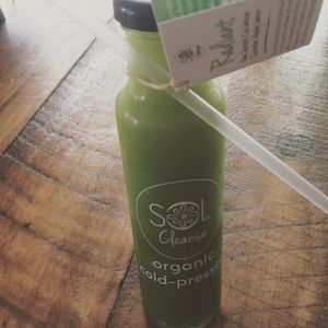 Alkalising Seasonal Green juice at Greenhouse Factory in Coolangatta