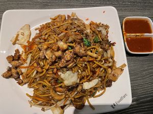 Char Kway Teow upsize  at Compassion Vegetarian Cuisine 慈悅素 in Central Singapore