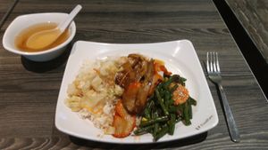 Only $3.50 SGD and all vegan!! at Compassion Vegetarian Cuisine 慈悅素 in Central Singapore