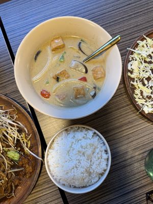 Green curry; very tasty    at Prathet Thai - 쁘라텟타이 in Seoul