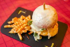  at Cantina 33 - Food Market - Brunch in Madrid