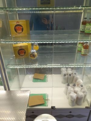 Items for sale at Thiên Ý in Ho Chi Minh City