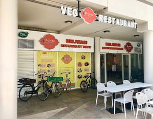 The restaurant  at Brijwasi in Dubai