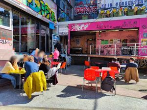 Outdoor seating at Kleinwäscherei in Zurich