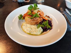 Baked potato (changing menu) at Kleinwäscherei in Zurich