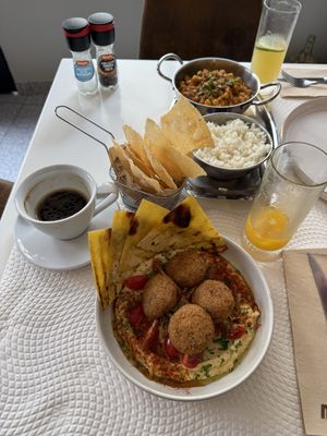Hummus and falafel + chickpea curry  at Mesa Cultural in Vila Baleira