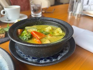 Green curry at Seasonal Tastes in Bangkok