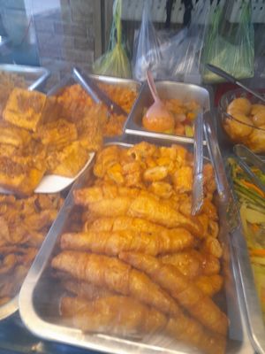 Com chay selection at Diệu Lan Quận 10 in Ho Chi Minh City