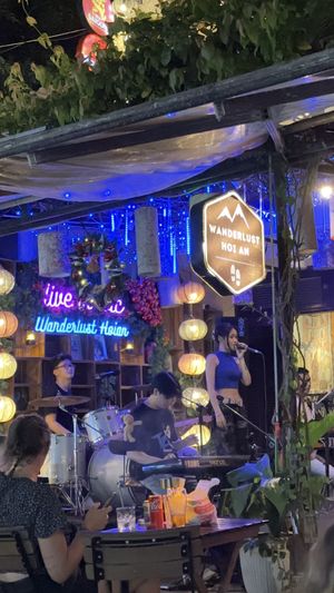 Life music  at Wanderlust Hoi An in Hoi An