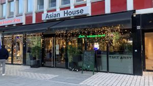 Entrancee  at Asian House in Tromsoe