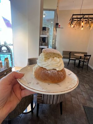   at Petra's Cake in Linkoping