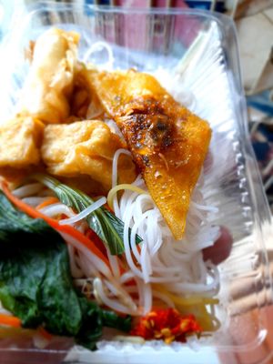 Bun mi xao chay for take away at Nhà Mình in Ho Chi Minh City