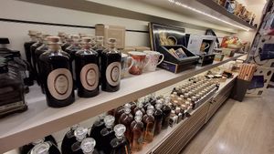  at Leonidas Pralines in Thessaloniki