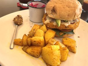 Veggie burger with potatoes   at Casa del Café in Huatulco