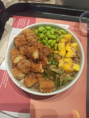 Pot crispy tofu at Noori Sushi - Colombo in Lisbon