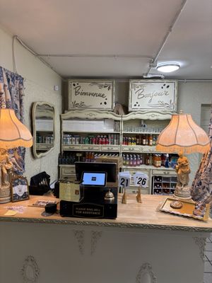 register! at La Vie Vegan in Saint Charles