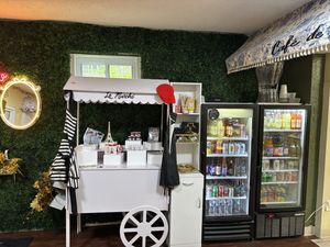 drinks! at La Vie Vegan in Saint Charles