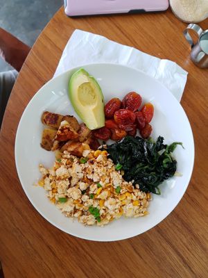 Tofu scramble at May and Mark Restaurant in Krabi