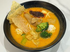 Laksa
Photo by Henry Lau aka Mr Purple  at Greendot 绿一点 - Seletar Mall  in Northeast Singapore