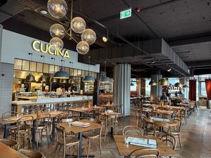 Inside   at L'Osteria - Kennedyplatz in Essen