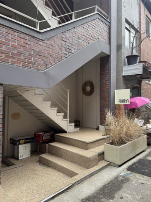staircase  at Prana Table in Seoul