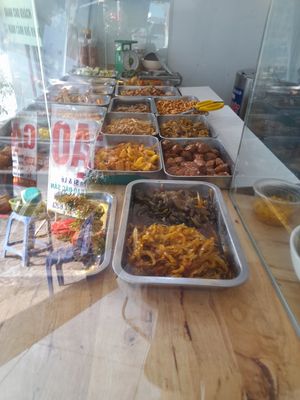 Com chay selection at Thiện Đạo in Ho Chi Minh City