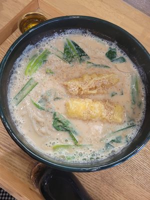 Sesame, soy milk tempura soba at Anan - そば処 杏庵 in Kanazawa