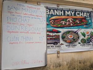  at Chay Vegan Vỉa hè in Hanoi