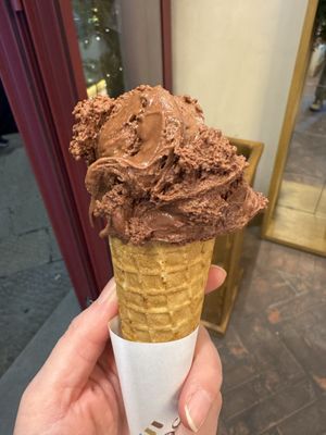 Dark chocolate orange vegan gelato  at Barroccino - Via Del Corso in Florence