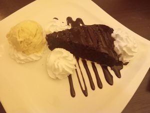 Brownie at Pizzeria Casa Piccola in Vienna