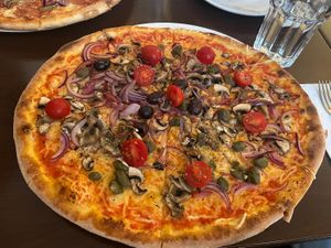 Vegan Pizza Napoli  at Pizzeria Casa Piccola in Vienna