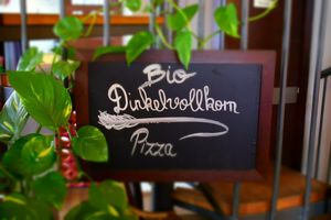 BIO Dinkelvollkorn Pizza / Glutenfreie Pizza at Pizzeria Casa Piccola in Vienna