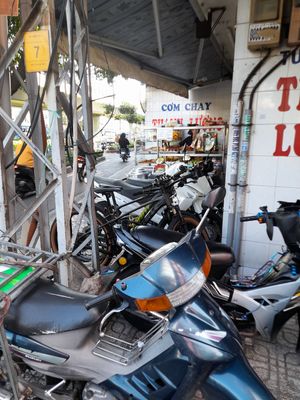 Plenty of parking at Thanh Lương in Ho Chi Minh City