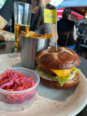  at BUD - O'Learys -T2 in Budapest