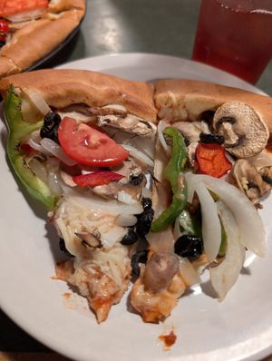 Grateful Veg pizza with vegan cheese at Woodstock's Pizza in San Luis Obispo