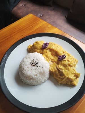 Aji de no pollo at Yurakuna in Arequipa