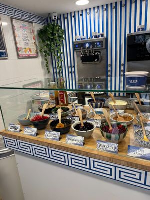  at Greek Frozen Yogurt in Valencia