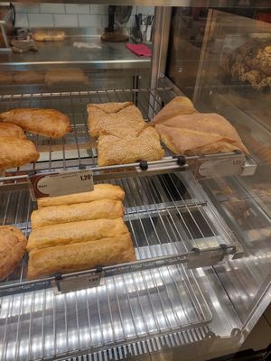 Spinach pie (big) at Sklavenitis - ΣΚΛΑΒΕΝΙΤΗΣ in Rhodes